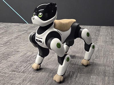 ソーシャルロボット「Home LEO」の試作機